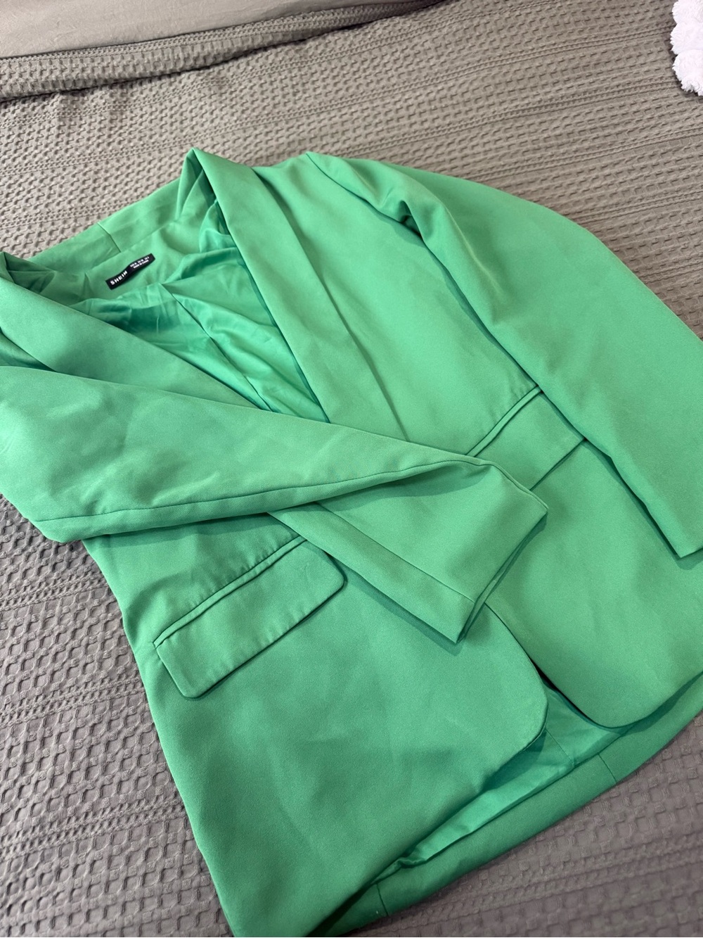 SHEIN Bright Green Shawl Collar Blazer - Picture 3 of 3